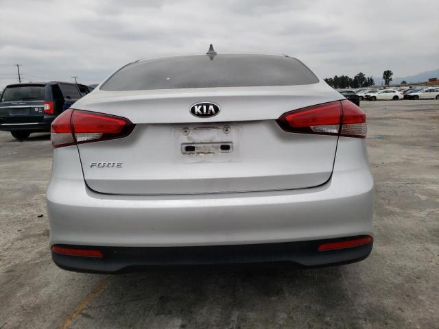 Photo 6 from auction – 2018 KIA FORTE LX with VIN 3KPFK4A72JE226945