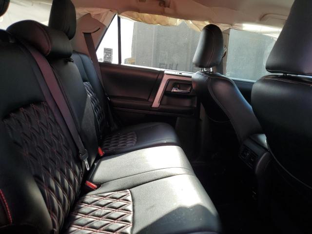 Photo 10 from auction – 2018 TOYOTA 4RUNNER SR with VIN JTEZU5JR4J5169783