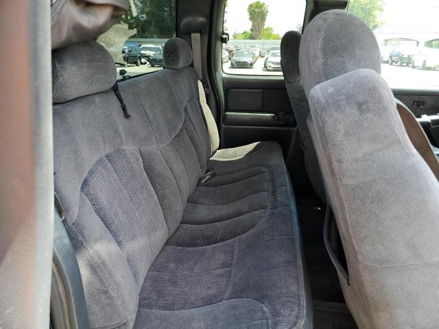 Photo 10 from auction – 2002 CHEVROLET SILVERADO with VIN 2GCEC19V821102171