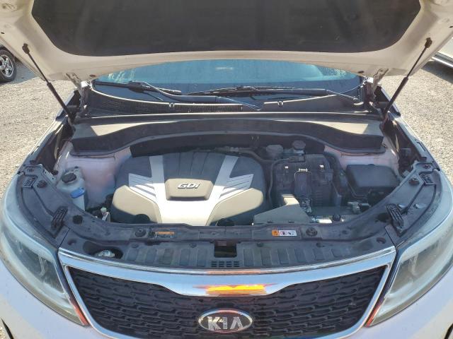 Photo 12 from auction – 2015 KIA SORENTO LX with VIN 5XYKT4A72FG581541