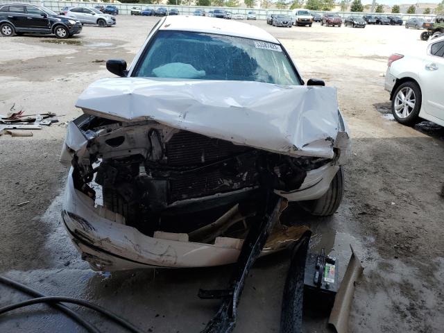 Photo 5 from auction – 1999 FORD CROWN VICT with VIN 2FAFP71W8XX197972