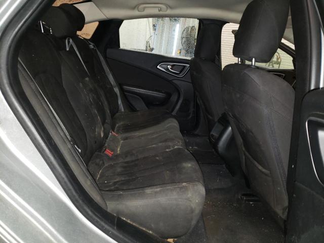 Photo 10 from auction – 2015 CHRYSLER 200 LIMITE with VIN 1C3CCCAB8FN580121