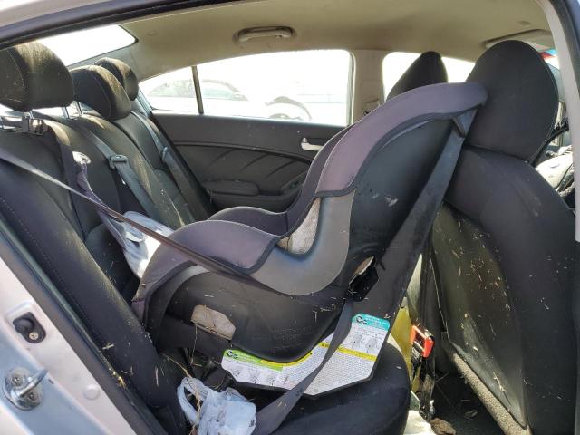Photo 10 from auction – 2018 KIA FORTE LX with VIN 3KPFK4A79JE257867