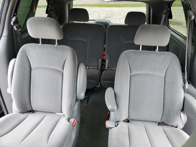 Photo 10 from auction – 2004 DODGE GRAND CARA with VIN 1D4GP24R94B510293
