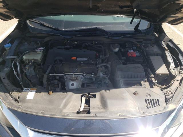 Photo 11 from auction – 2016 HONDA CIVIC LX with VIN 19XFC2F55GE017409