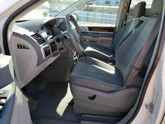 Photo 7 from auction – 2010 CHRYSLER TOWN & COU with VIN 2A4RR5D17AR304411