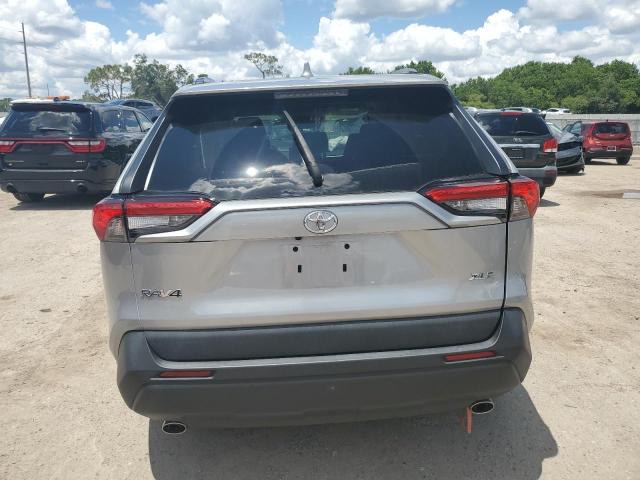 Photo 6 from auction – 2021 TOYOTA RAV4 XLE with VIN 2T3W1RFV5MC110348