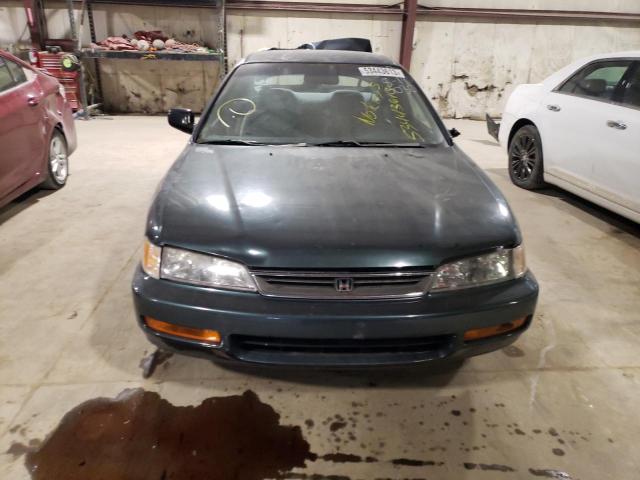 Photo 5 from auction – 1997 HONDA ACCORD DX with VIN 1HGCD5528VA010030
