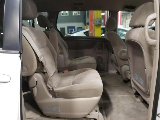 Photo 11 from auction – 2007 TOYOTA SIENNA CE with VIN 5TDZK23C27S059111