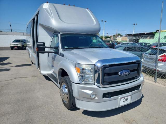 FORD F550 SUPER 2014 مع رقم تعريف المركبة 1FDUF5GY2EEB36760 - صورة من المزاد