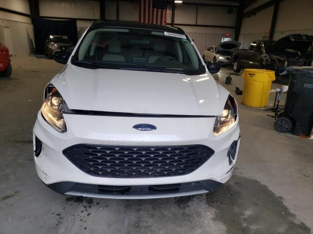 Photo 5 from auction – 2020 FORD ESCAPE SE with VIN 1FMCU0BZXLUB77211