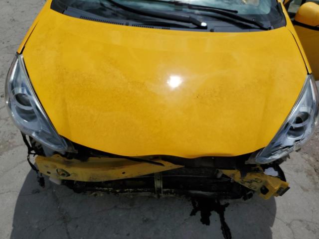 Photo 11 from auction – 2016 TOYOTA PRIUS C with VIN JTDKDTB36G1134697