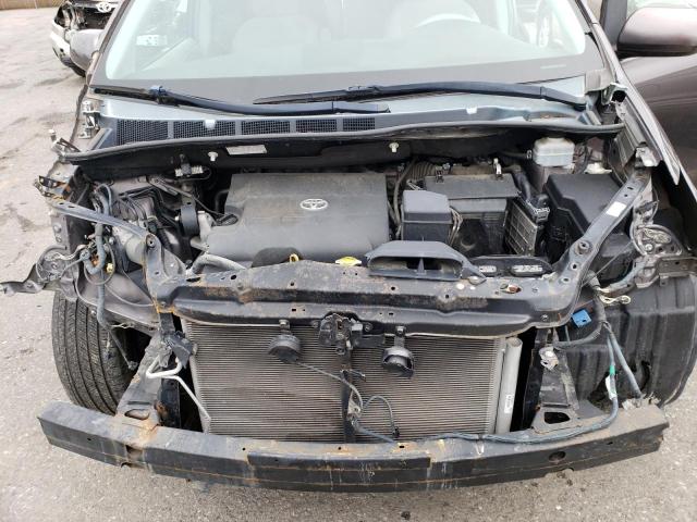 Photo 12 from auction – 2013 TOYOTA SIENNA LE with VIN 5TDKK3DC5DS357220