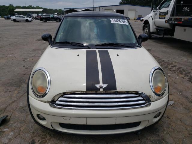 Photo 5 from auction – 2010 MINI COOPER with VIN WMWMF3C54ATZ22499