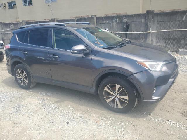 Photo 4 from auction – 2017 TOYOTA RAV4 XLE with VIN JTMWFREVXHJ704083