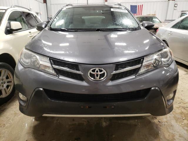Photo 5 from auction – 2015 TOYOTA RAV4 XLE with VIN JTMRFREV2FD104506