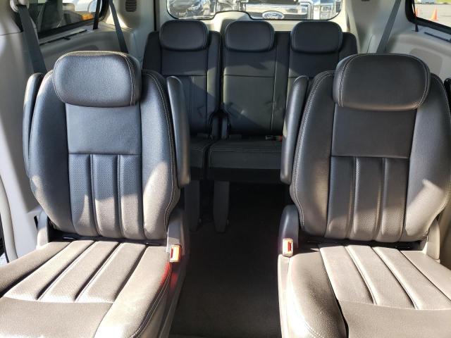Photo 10 from auction – 2010 CHRYSLER TOWN & COU with VIN 2A4RR8DX6AR435156