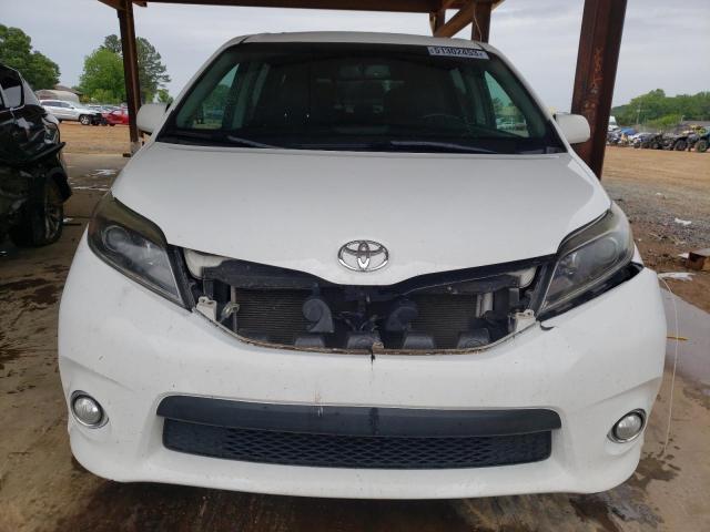 Photo 5 from auction – 2017 TOYOTA SIENNA SE with VIN 5TDXZ3DC3HS851664