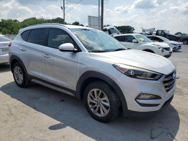 Photo 4 from auction – 2017 HYUNDAI TUCSON LIM with VIN KM8J33A48HU281933
