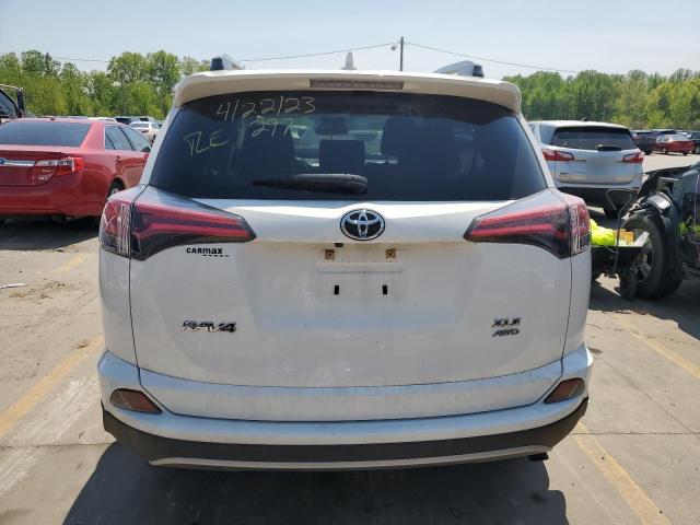 Photo 6 from auction – 2018 TOYOTA RAV4 ADVEN with VIN JTMRFREV4JD254142