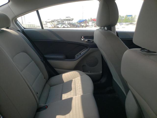 Photo 10 from auction – 2015 KIA FORTE LX with VIN KNAFK4A60F5341079