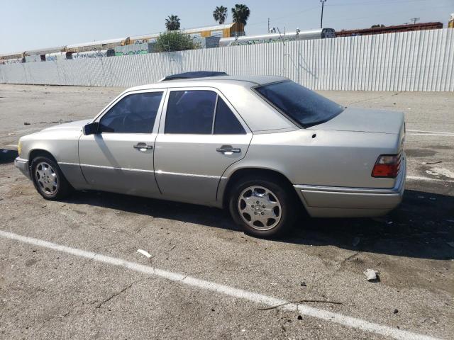 Photo 2 from auction – 1995 MERCEDES-BENZ E 320 BASE with VIN WDBEA32E2SC200696