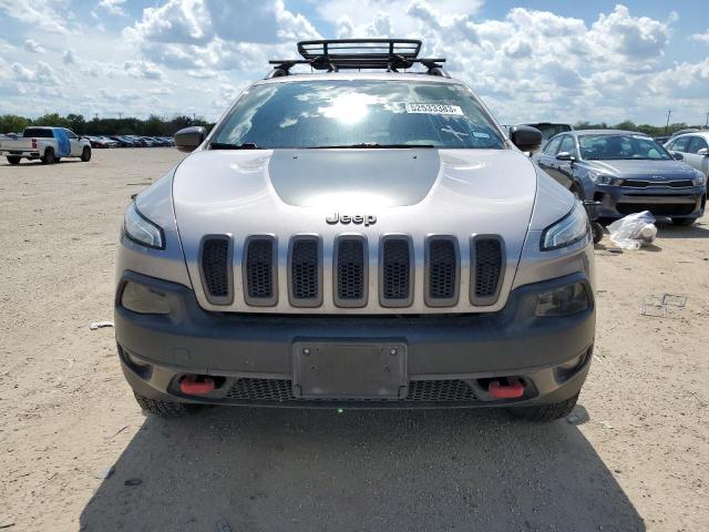 Photo 5 from auction – 2018 JEEP CHEROKEE T with VIN 1C4PJMBX6JD502745