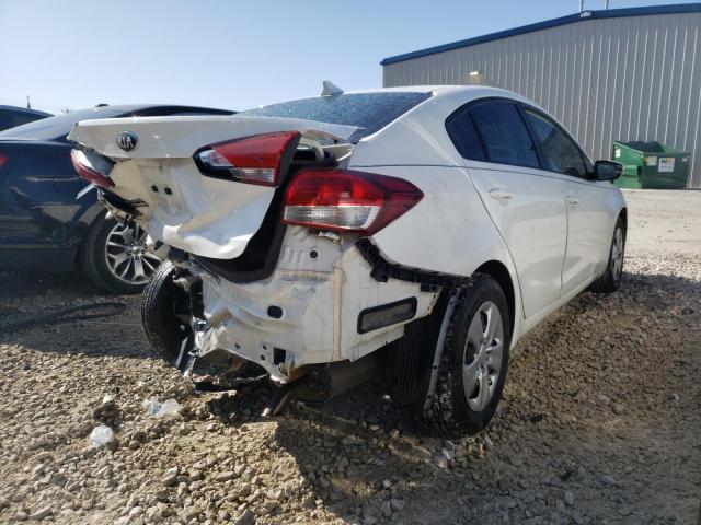 Photo 3 from auction – 2017 KIA FORTE LX with VIN 3KPFK4A70HE077140