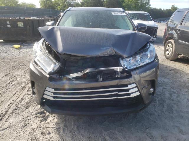 Photo 5 from auction – 2019 TOYOTA HIGHLANDER with VIN 5TDJZRFH8KS562790