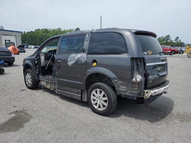 Photo 2 from auction – 2016 CHRYSLER TOWN & COU with VIN 2C4RC1BG7GR198462