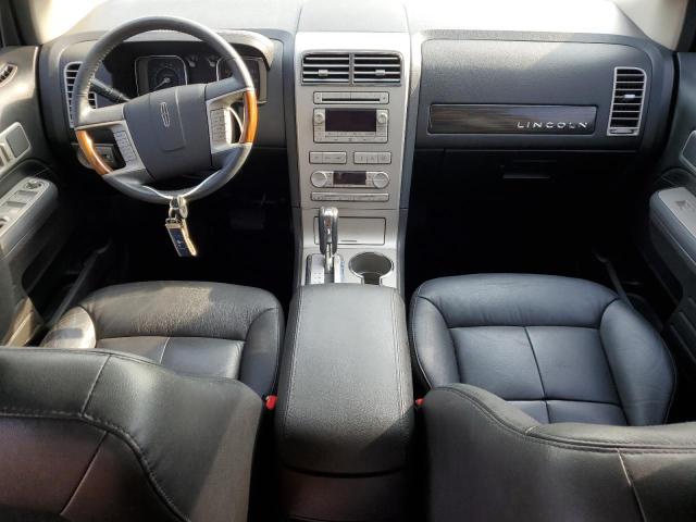 Photo 8 from auction – 2007 LINCOLN MKX with VIN 2LMDU88C37BJ22329