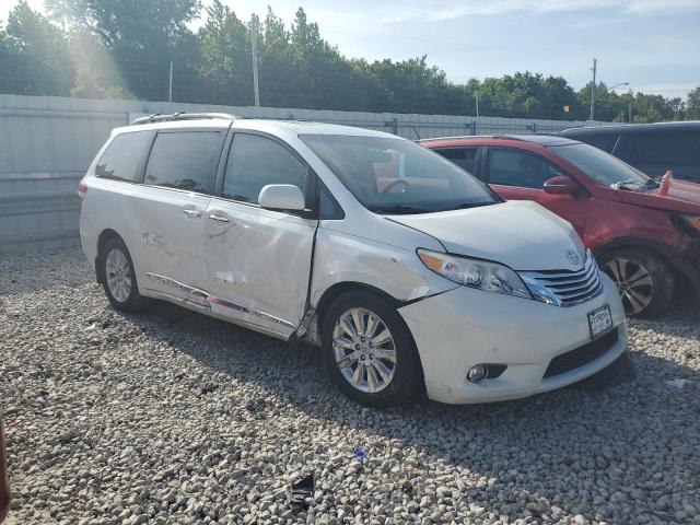Photo 4 from auction – 2012 TOYOTA SIENNA XLE with VIN 5TDYK3DC5CS274394