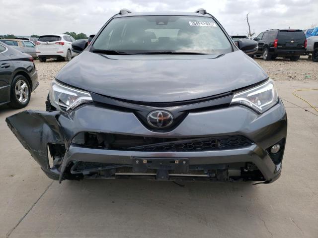 Photo 5 from auction – 2017 TOYOTA RAV4 SE with VIN JTMJFREV3HD212309