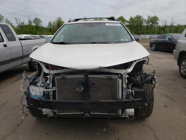 Photo 5 from auction – 2015 TOYOTA RAV4 LIMIT with VIN 2T3DFREV2FW251700