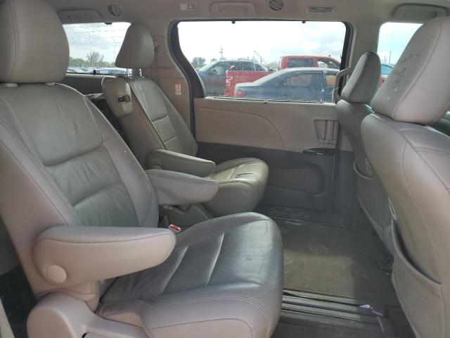 Photo 11 from auction – 2017 TOYOTA SIENNA XLE with VIN 5TDYZ3DC3HS837140
