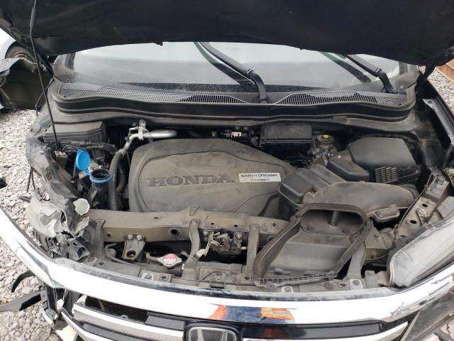 Photo 11 from auction – 2016 HONDA PILOT TOUR with VIN 5FNYF5H90GB024165