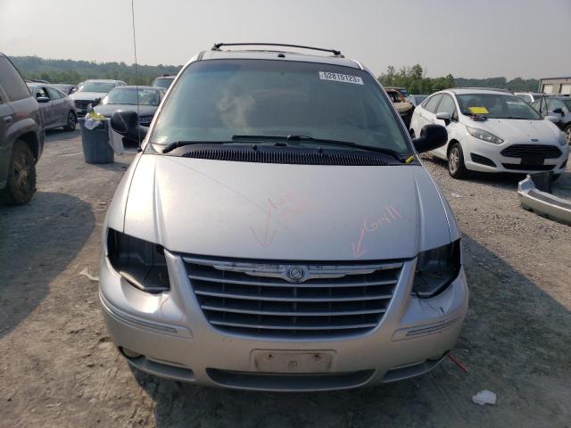 Photo 5 from auction – 2007 CHRYSLER TOWN & COU with VIN 2A4GP64L67R325652