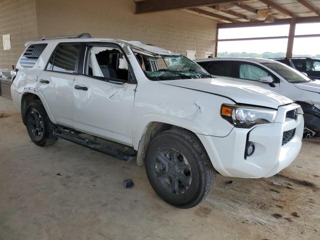 Photo 4 from auction – 2015 TOYOTA 4RUNNER SR with VIN JTEZU5JR4F5098124