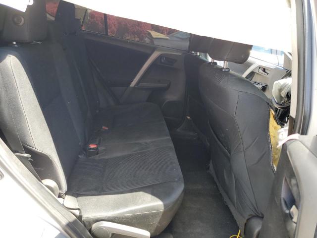 Photo 10 from auction – 2017 TOYOTA RAV4 LE with VIN 2T3BFREV8HW563269