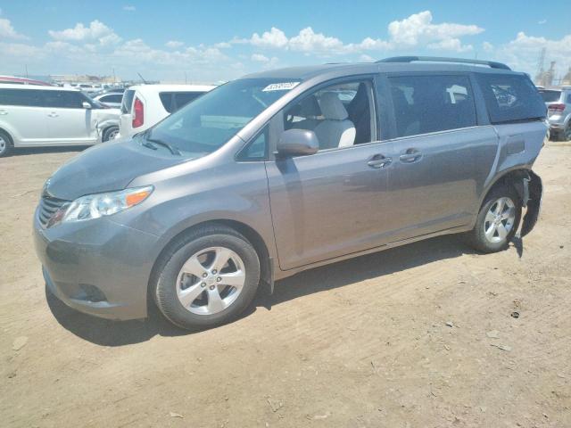 TOYOTA SIENNA LE 2013 с VIN 5TDKK3DC8DS302745 - Фото с аукциона