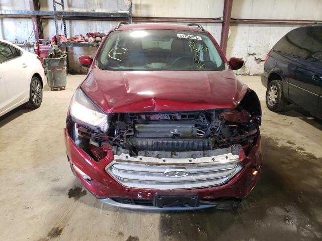 Photo 5 from auction – 2018 FORD ESCAPE SE with VIN 1FMCU9GD2JUC67905