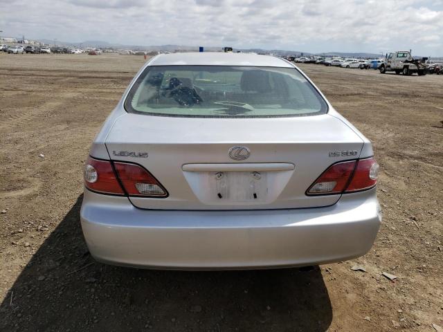 Photo 6 from auction – 2002 LEXUS ES 300 with VIN JTHBF30G220036876