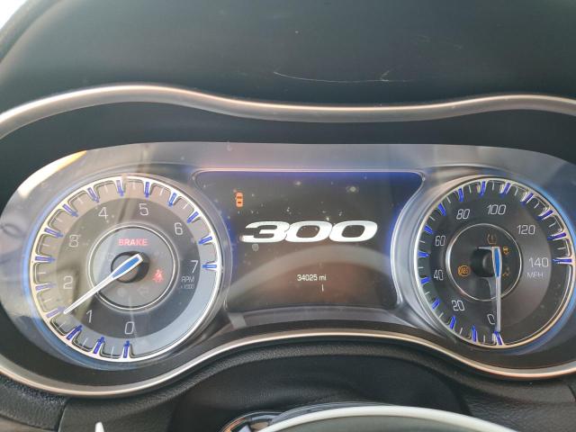 Photo 9 from auction – 2016 CHRYSLER 300 LIMITE with VIN 2C3CCAAG8GH313698