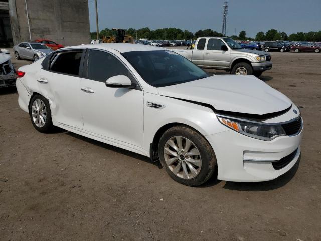 Photo 4 from auction – 2018 KIA OPTIMA LX with VIN 5XXGT4L35JG266536