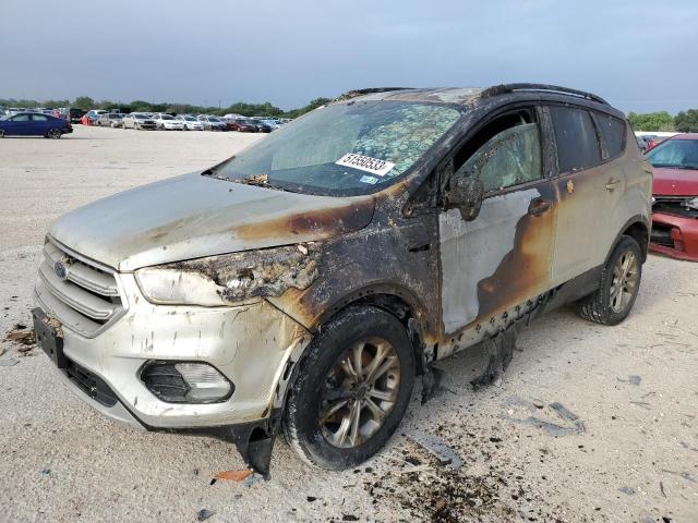 FORD ESCAPE SE 2018 with VIN 1FMCU9GD6JUD43402 - Photo from auction