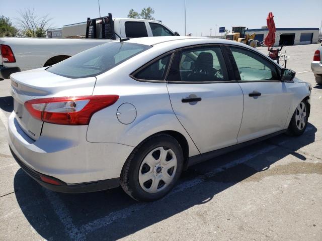 Photo 3 from auction – 2012 FORD FOCUS S with VIN 1FAHP3E20CL370190