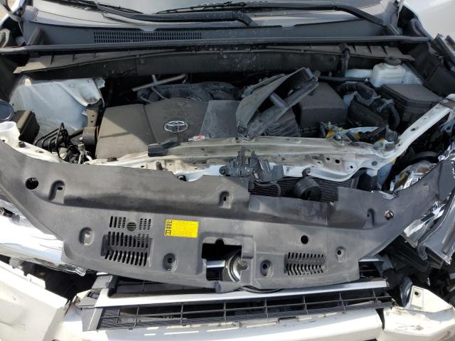 Photo 11 from auction – 2019 TOYOTA HIGHLANDER with VIN 5TDKZRFH4KS328649