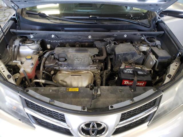 Photo 12 from auction – 2014 TOYOTA RAV4 XLE with VIN 2T3RFREV8EW135034