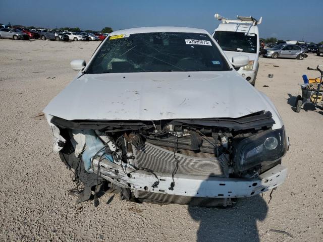 Photo 5 from auction – 2017 CHRYSLER 300 with VIN 2C3CCABGXHH664712