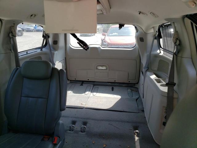 Photo 10 from auction – 2010 CHRYSLER TOWN & COU with VIN 2A4RR5D19AR187866